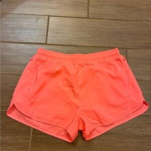 Women’s large coral athletic shorts